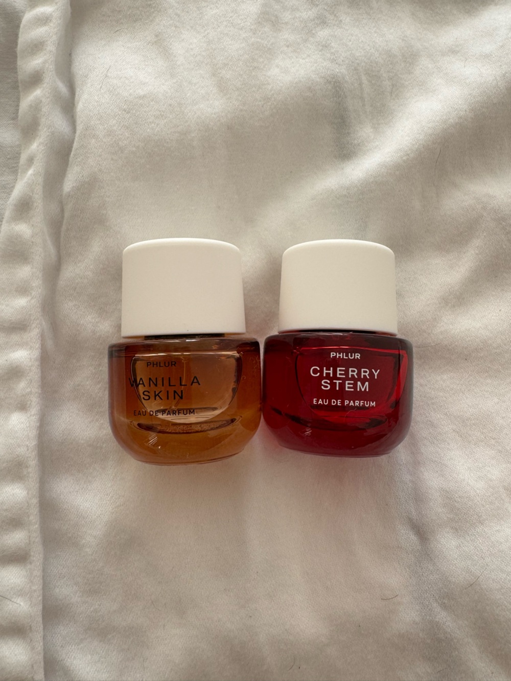 2 PHLUR mini perfumes